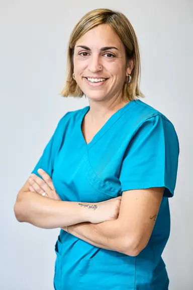 Amaia Naveda Arriaga · Klinikako laguntzailea · Hortzagin Klinika, Orio